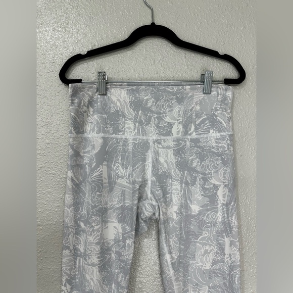 Lululemon Wunder Under High-Rise Tight 25" Size 10 - Picture 3 of 8